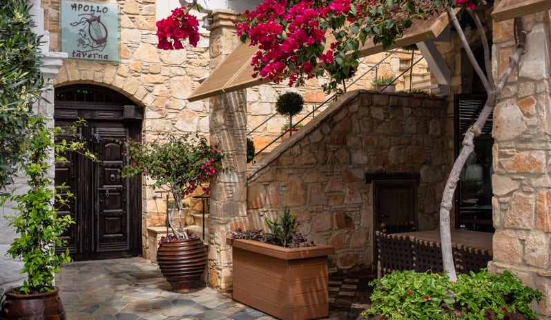 Columbia Beach Resort-Apollo Tavern 1_5813